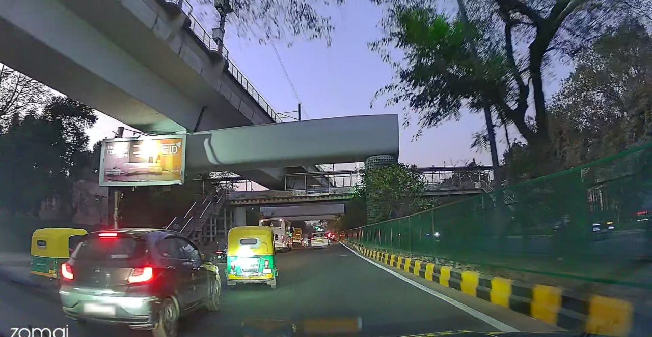 Delhi NCR dashcam frame: Dusk, clear